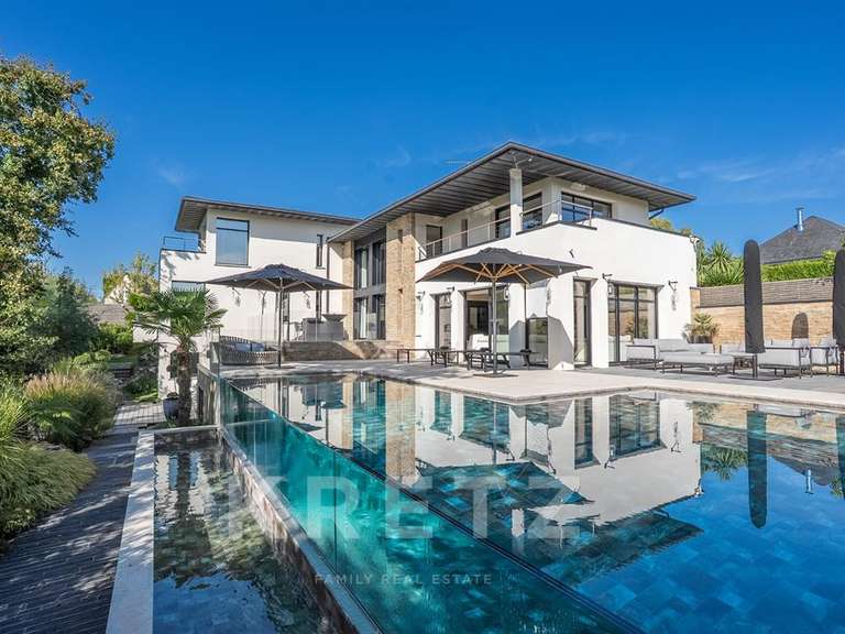 Maison Saint-Grégoire - 6 chambres - 298m²