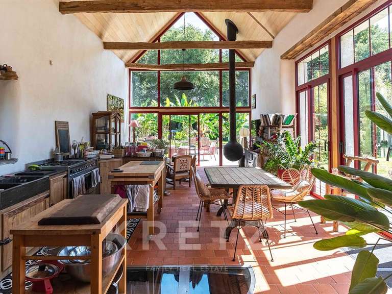 Propriété Saint-Guen - 10 chambres - 1150m²