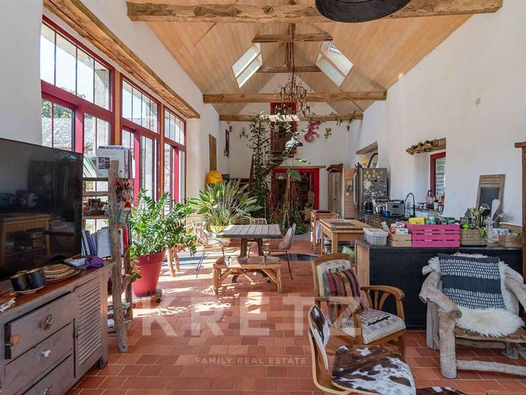 Propriété Saint-Guen - 10 chambres - 1150m²