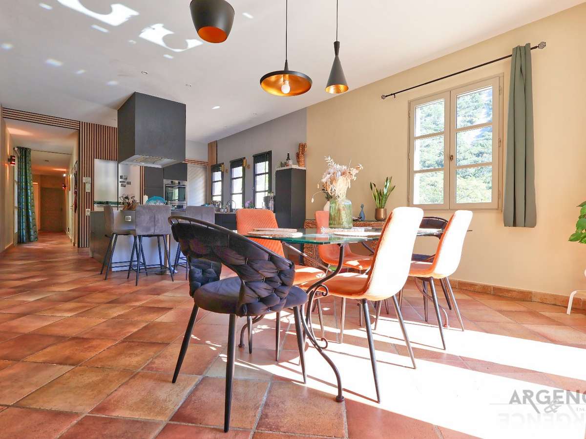 House Saint-Guilhem-le-Désert