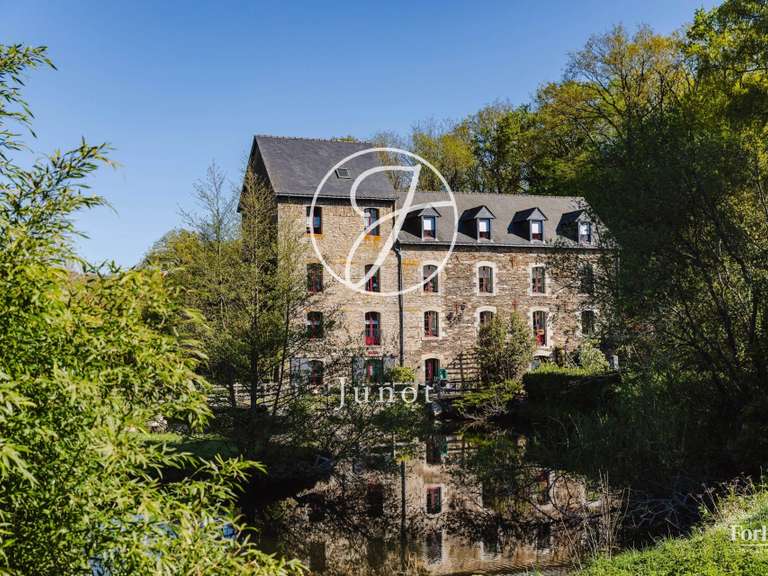 Maison Saint-Guyomard - 840m²