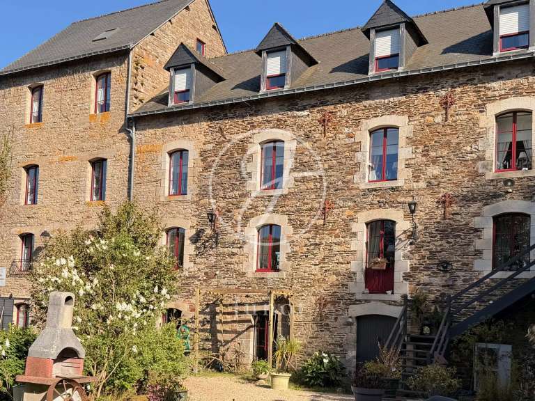 Maison Saint-Guyomard - 840m²