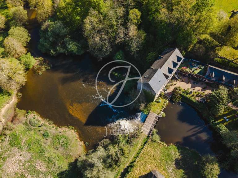 Maison Saint-Guyomard - 840m²