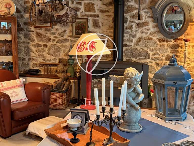 Maison Saint-Guyomard - 840m²