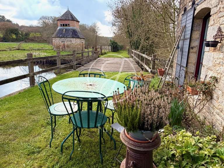Maison Saint-Guyomard - 840m²