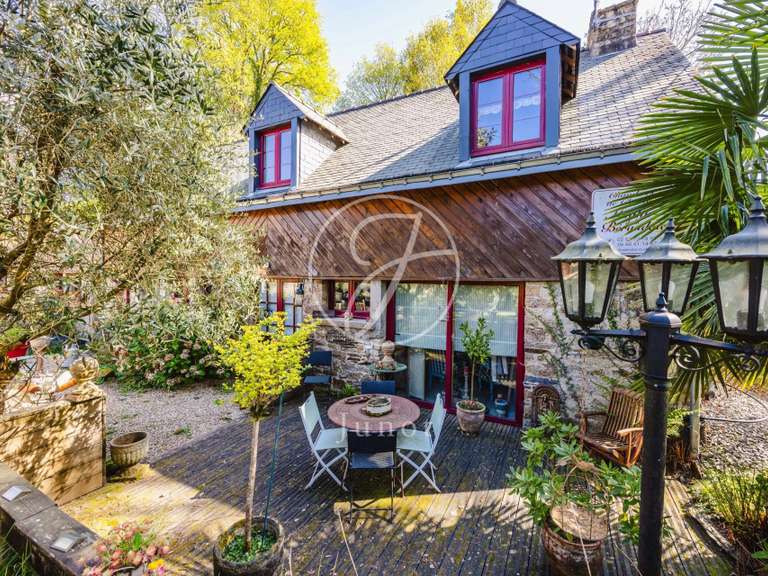 Maison Saint-Guyomard - 840m²