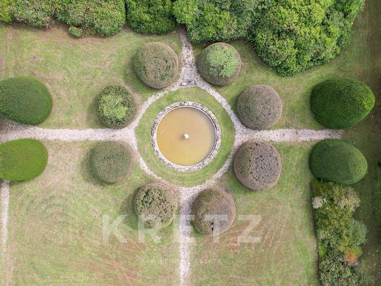 Château Saint-Héand - 7 chambres - 1250m²