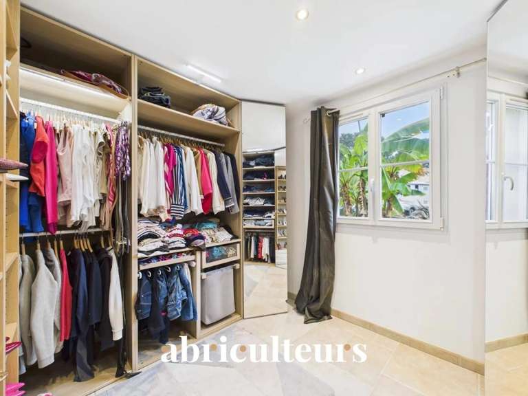 Maison Saint-Hilaire-de-Chaléons - 4 chambres - 217m²