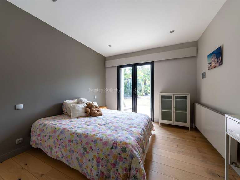 Maison Saint-Hilaire-de-Riez - 4 chambres - 264m²