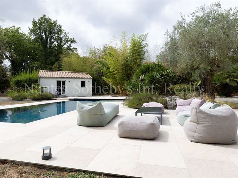 Maison Saint-Hilaire-de-Riez - 4 chambres - 264m²