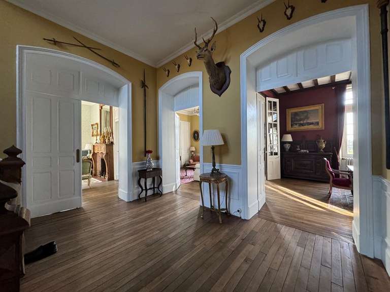 Maison Saint-Hilaire-du-Harcouët - 8 chambres - 350m²