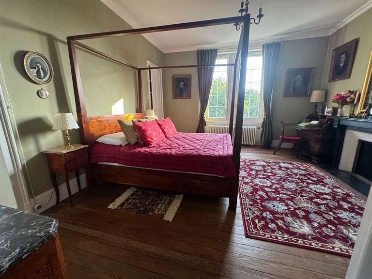 Maison Saint-Hilaire-du-Harcouët - 8 chambres - 350m²