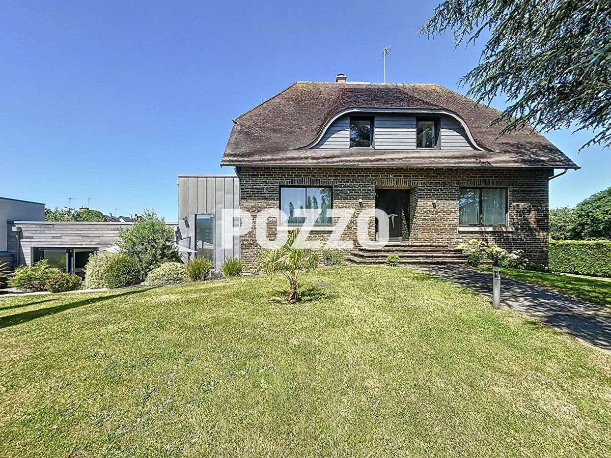 Maison Saint-Hilaire-du-Harcouët