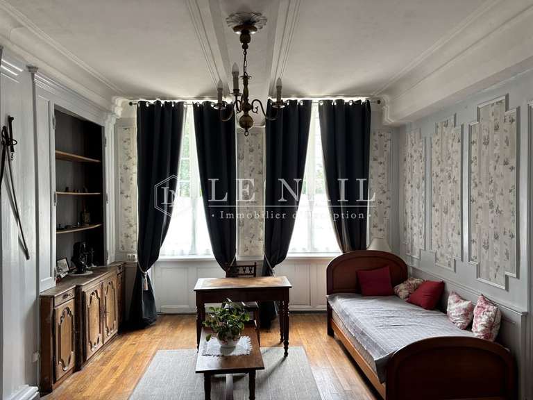 Manoir Saint-Hilaire-du-Harcouët - 6 chambres - 510m²