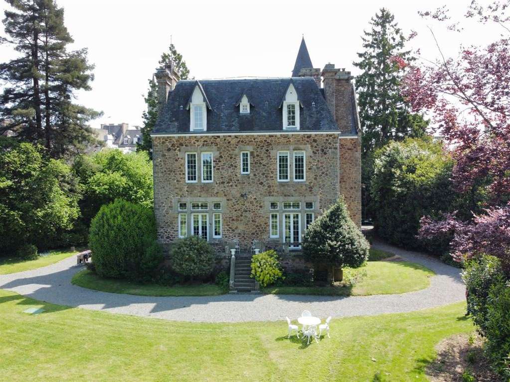 Manoir Saint-Hilaire-du-Harcouët