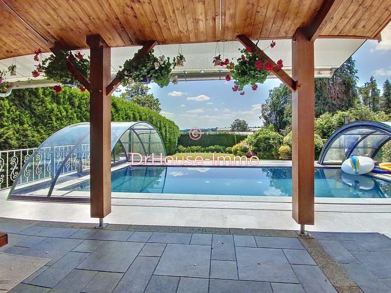 Villa Saint-Hilaire-du-Harcouët - 5 chambres - 199m²