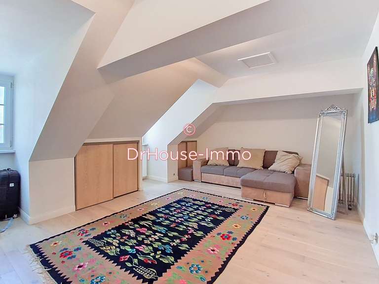 Villa Saint-Hilaire-du-Harcouët - 5 chambres - 199m²