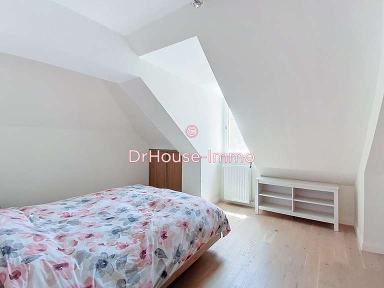 Villa Saint-Hilaire-du-Harcouët - 5 chambres - 199m²