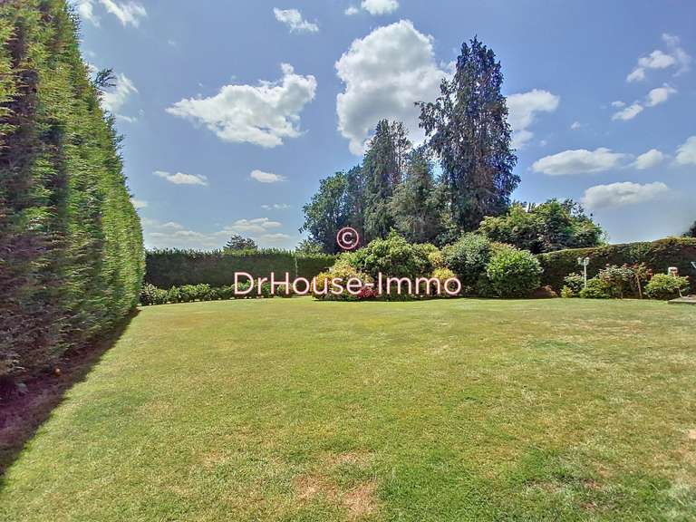 Villa Saint-Hilaire-du-Harcouët - 5 chambres - 199m²