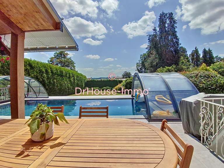 Villa Saint-Hilaire-du-Harcouët - 5 chambres - 199m²