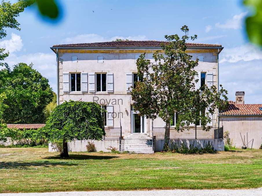 Maison Saint-Hippolyte