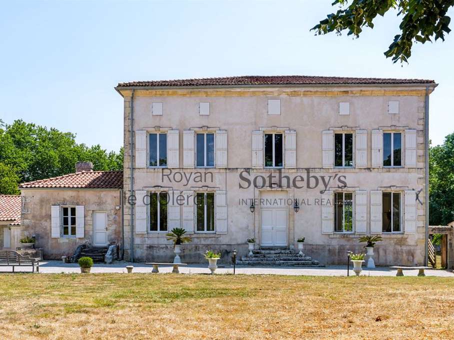 Maison Saint-Hippolyte