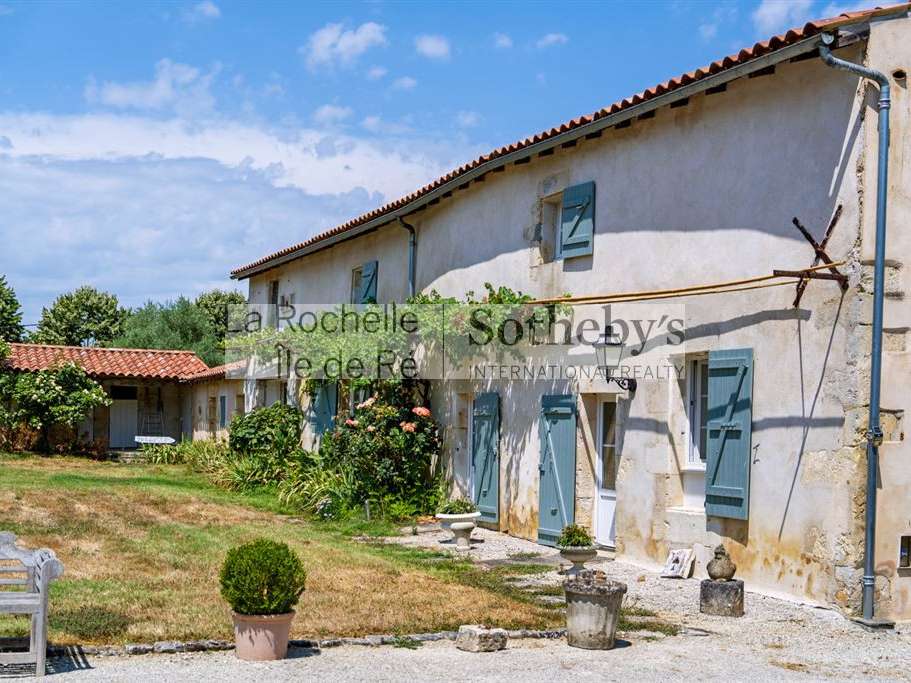 Maison Saint-Hippolyte