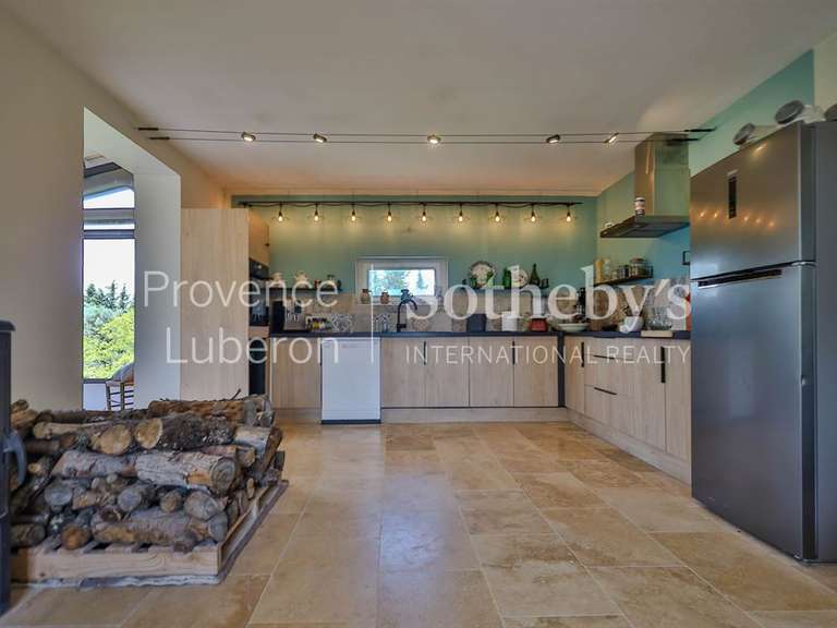 Maison Saint-Hippolyte-le-Graveyron - 5 chambres - 250m²