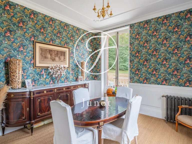 Château Saint-Illiers-la-Ville - 7 chambres - 407m²