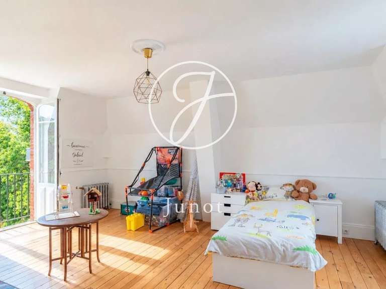 Château Saint-Illiers-la-Ville - 7 chambres - 407m²