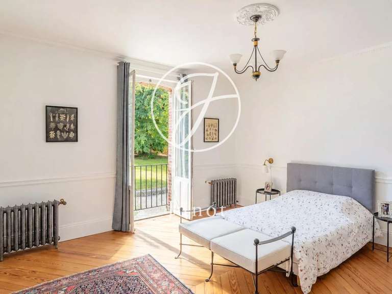 Château Saint-Illiers-la-Ville - 7 chambres - 407m²