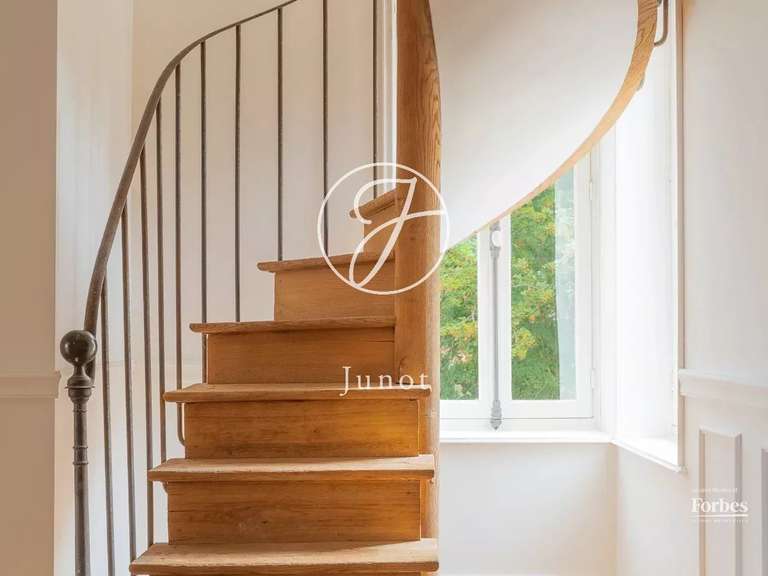 Château Saint-Illiers-la-Ville - 7 chambres - 407m²