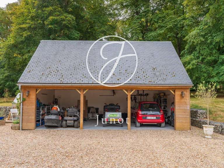 Château Saint-Illiers-la-Ville - 7 chambres - 407m²