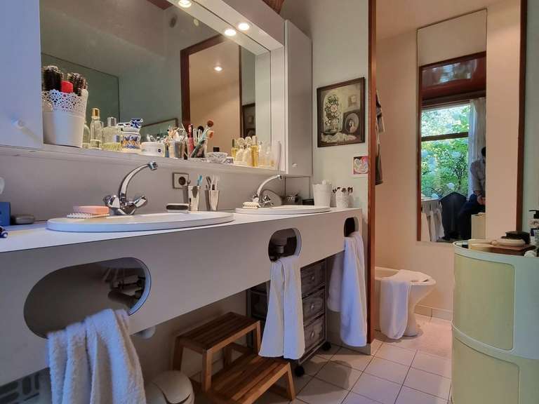 Maison Saint-Ismier - 4 chambres - 180m²