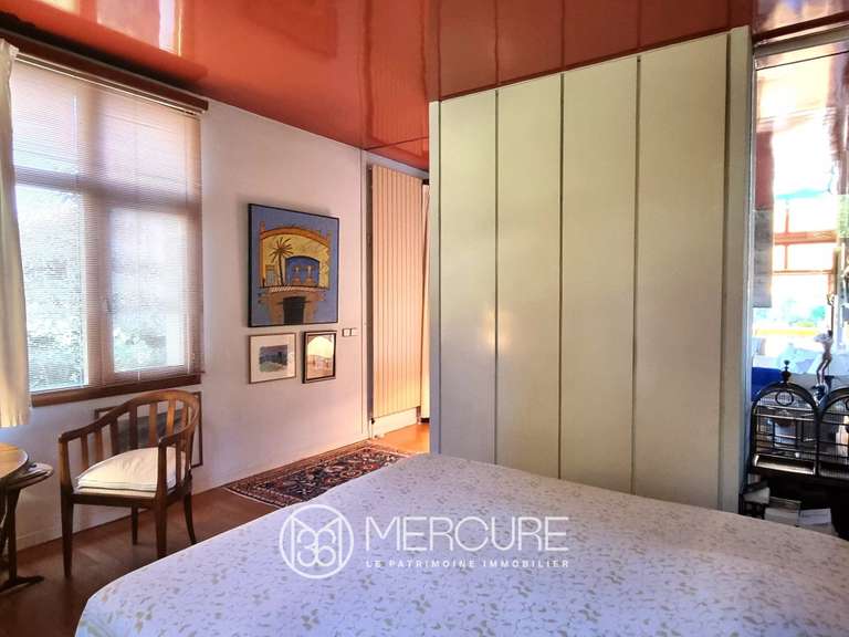 Maison Saint-Ismier - 4 chambres - 180m²