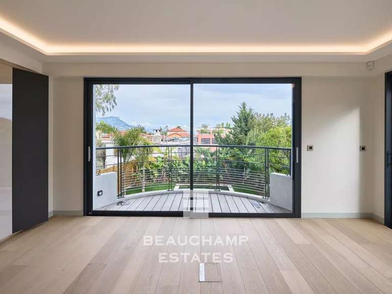 Apartment Saint-Jean-Cap-Ferrat - 4 bedrooms - 191m²