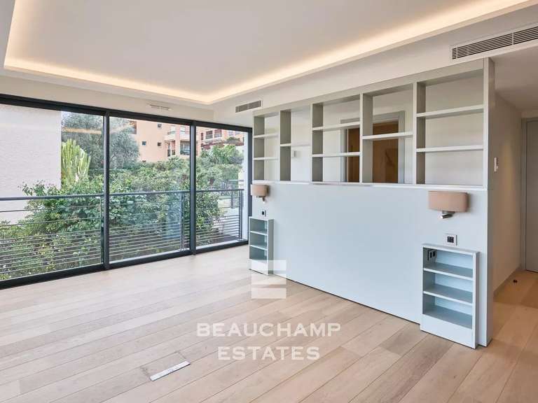 Apartment Saint-Jean-Cap-Ferrat - 4 bedrooms - 191m²