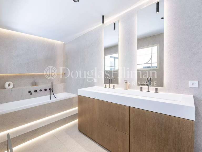 Appartement Saint-Jean-Cap-Ferrat - 3 chambres - 180m²