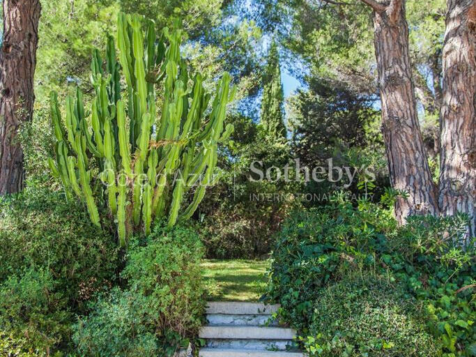 Maison Saint-Jean-Cap-Ferrat - 4 chambres - 188m²