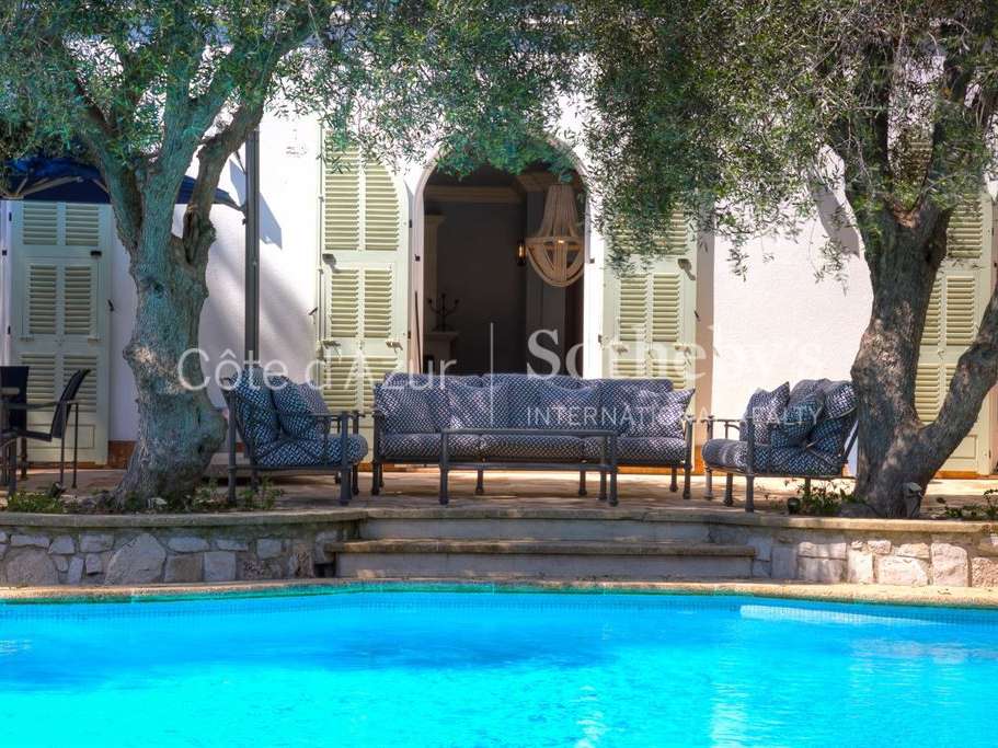 House Saint-Jean-Cap-Ferrat