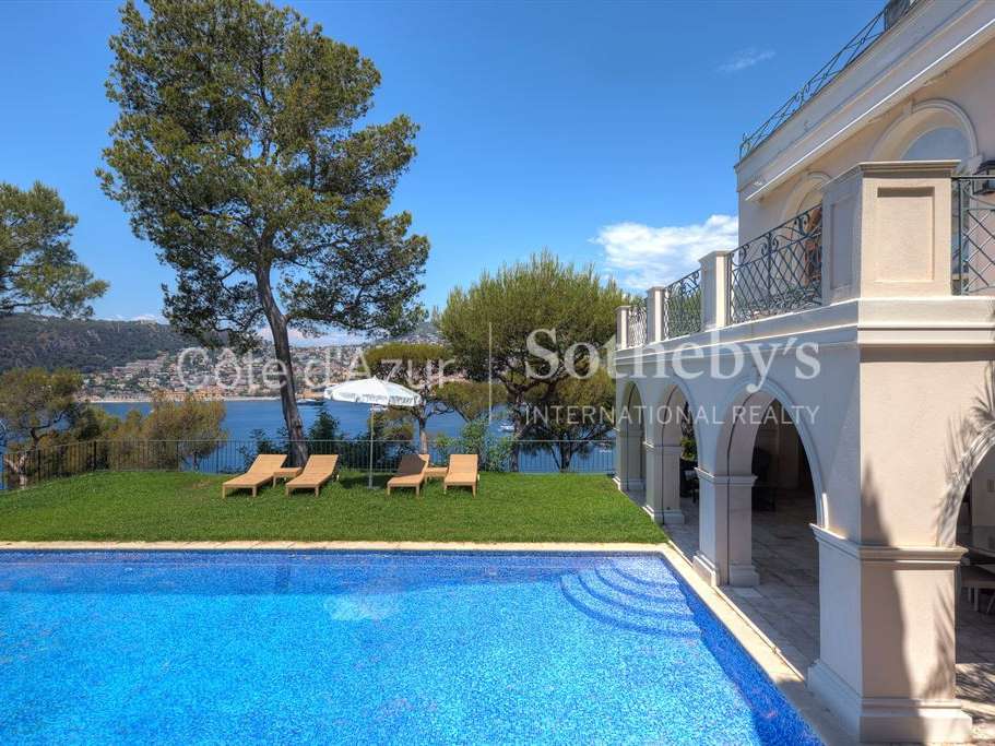 House Saint-Jean-Cap-Ferrat