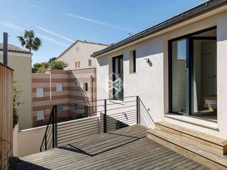 Maison Saint-Jean-Cap-Ferrat - 4 chambres - 136m²