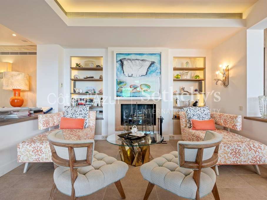 House Saint-Jean-Cap-Ferrat