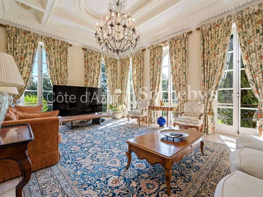 House Saint-Jean-Cap-Ferrat