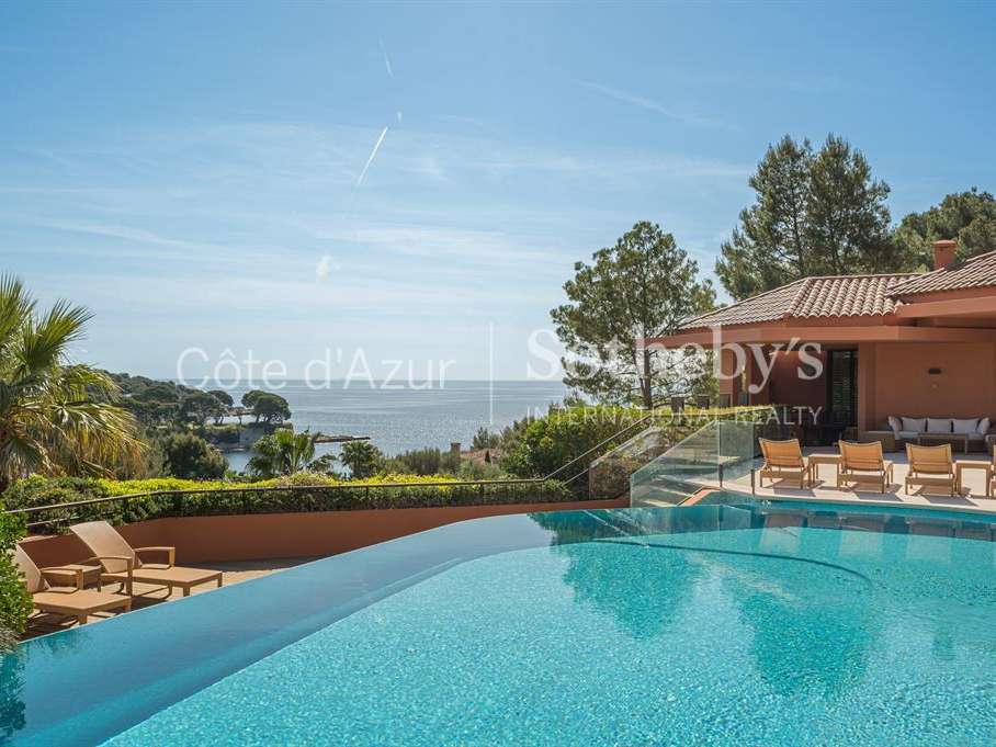 House Saint-Jean-Cap-Ferrat