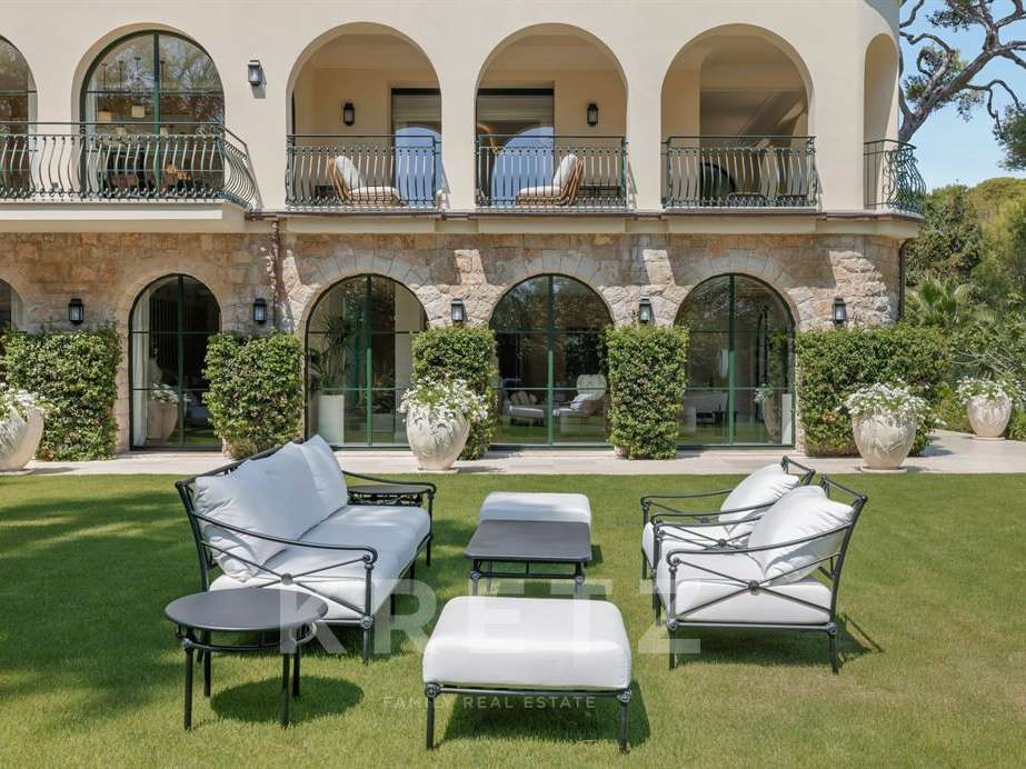 Maison Saint-Jean-Cap-Ferrat
