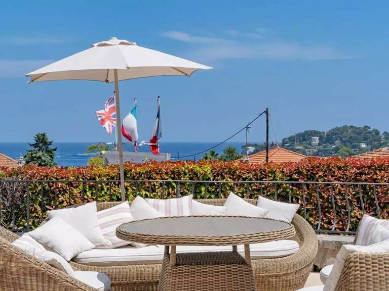 House Saint-Jean-Cap-Ferrat - 7 bedrooms - 313m²