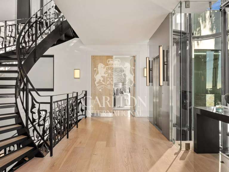 Propriété Saint-Jean-Cap-Ferrat - 5 chambres - 1000m²