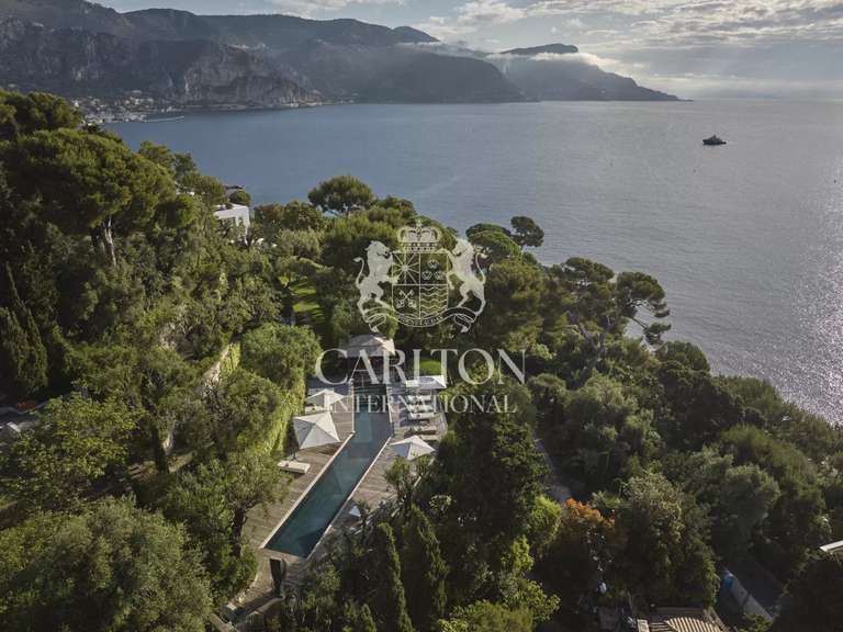 Propriété Saint-Jean-Cap-Ferrat - 5 chambres - 1000m²