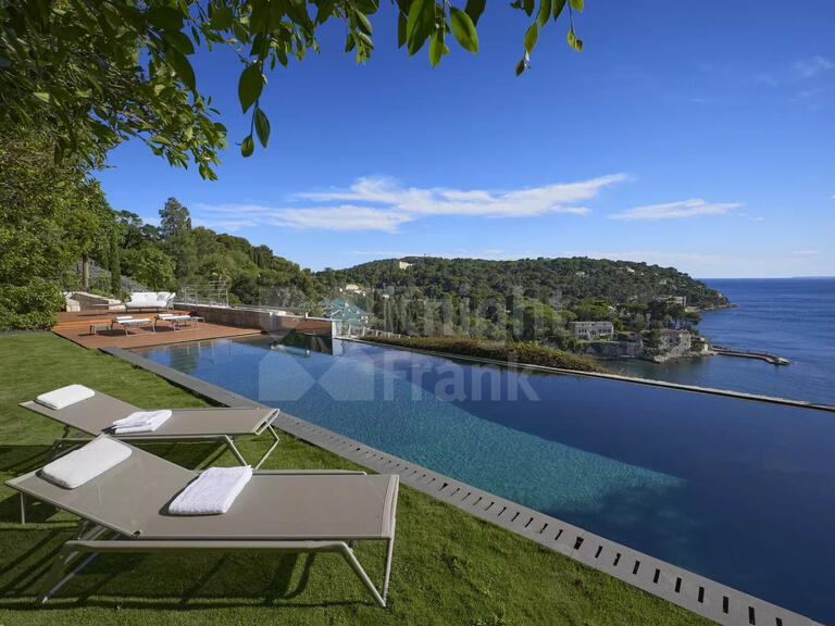 Sale Villa with Sea view Saint-Jean-Cap-Ferrat - 5 bedrooms